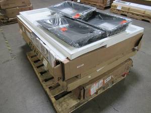 lot 309 image: WHOLESALE MIXED PALLET OF MISCELLANEOUS GLASS & ACRYLIC SHOWER WALLSDOORS, RECESSED SHOWER WALL CUBES AND MORE