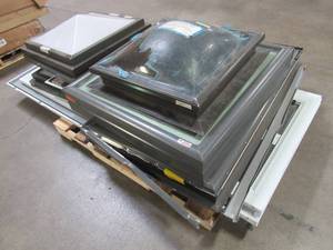 lot 312 image: WHOLESALE MIXED PALLET OF MISCELLANEOUS SKYLIGHTS, STORMDOORS AND MORE