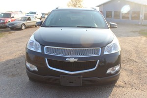 lot 6261 image: 2009 Chevrolet Traverse LTZ - 2 Owners