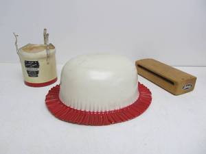 lot 64 image: Vintage Marching Band Derby Hat & Velvetone Mute, etc.
