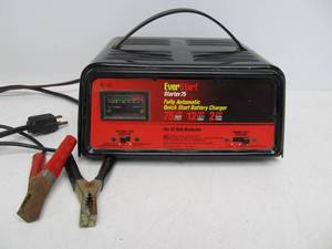 lot 15 image: Everstart Quick Start Battery Charger
