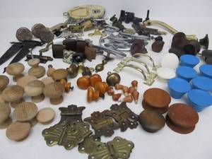 lot 89 image: Lot of Vintage Drawer Pull Handles Hardware etc