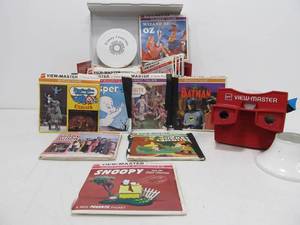 lot 248 image: Vintage VIEW-MASTER Viewer wLarge Lot of Reels