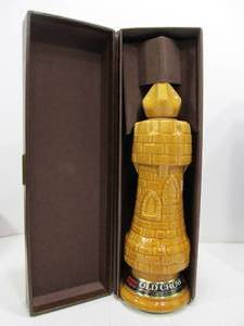 lot 287 image: Set of 4 Vintage OLD CROW Large Chess Piece Whiskey Decanters
