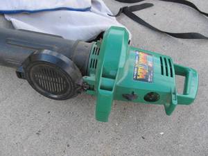 lot 165 image: Working Weed Eater Barracuda Super Blower  Mulching Vac