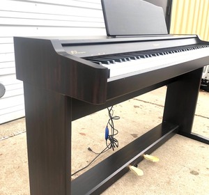 lot 5 image: Quality 88 Key ROLAND Model HP-126 Digital Piano wStand & Bench
