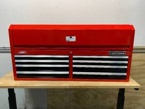 lot 25 image: CRAFTSMAN 2000 Series 51.5-in W x 24.5-in H 8-Drawer Steel Tool Chest (Red)