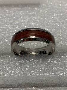 lot 96 image: Mens Wood Inlay Wedding Ring Size 11