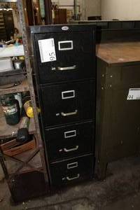 lot 95 image: Western Manufacturing Co. Metal File Cabinet 4-Drawer
