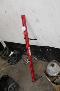 lot 54 image: Pittsburgh Automotive Engine Support Bar 1000lb. 96524