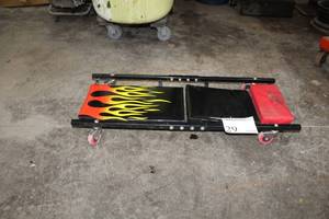 lot 29 image: Shop Floor Creeper