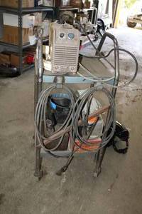 lot 6 image: Esab Welding & Cutting Miniarc 90i Welder, Auto Darkening Welding Mask L500A with Users Manual