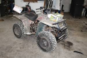 lot 4 image: Yamaha Timberwolf 4-Wheeler ATV, Badland Winches 2500lb. ATV Utility Winch with Remote Control