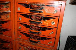 lot 91 image: Metal Parts Organizer Cabinet 4-Drawer, Hardware