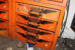lot 93 image: Metal Parts Organizer Cabinet 4-Drawer, Hardware