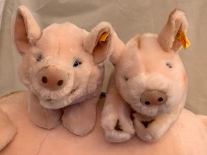 lot 3 image: Three Steiff Stuffed Animals - Adorable Stuffed Pigs