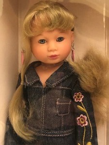 lot 18 image: Gotz Hip Girl Doll Set