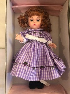 lot 47 image: Two Madame Alexander Dolls