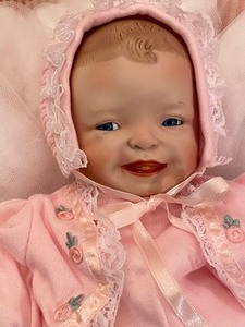 lot 111 image: Yolanda Bello Doll
