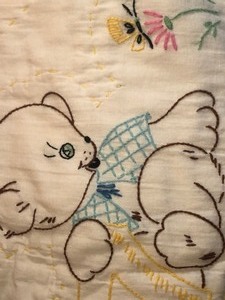 lot 106 image: Childrens Blankets and Quilt