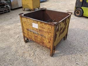 lot 508 image: Stackable Steel Metal Container for Scrap, with Copper Tubing