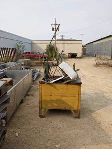 lot 509 image: Stackable Steel Metal Container for Scrap, with Scrap Steel