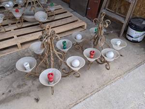 lot 534 image: Lot of 2 Chandeliers with Frosted Glass Shades