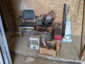 lot 555 image: Large Lot of Chairs, Toolboxes, Lights, Power Scrubber, and More
