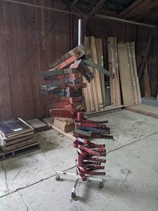 lot 639 image: (35) Roof Brackets with Rolling Stand