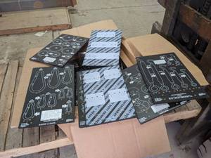 lot 640 image: National Hardware Hardware Organizing Plates