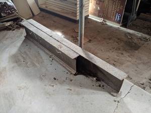 lot 668 image: (2) I-Beams 5 x 12