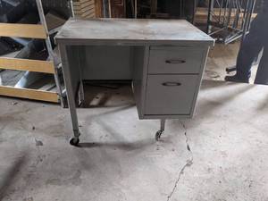 lot 672 image: Steel Desk