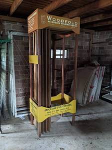 lot 688 image: Accordion Folding Door Display