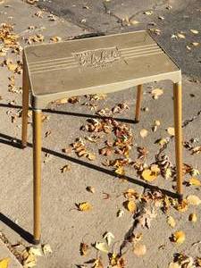 lot 8 image: Welt Safe Lock Table