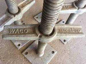 lot 29 image: Four Waco Jacks