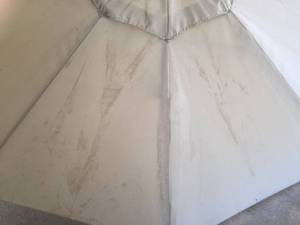lot 85 image: 9 Foot Patio Umbrella With Cover