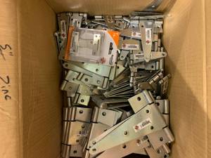 ASSORTED TEE HINGES