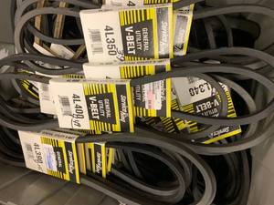 ASSORTED UTILITY BELTS