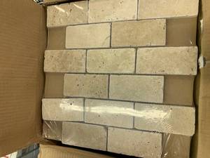TUMBLED CHIARO BRICK MOSAIC TILE