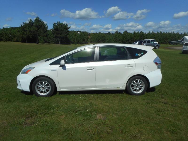 2014 Toyota Prius V