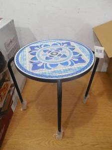 Callie Round Metal Outdoor Side Table