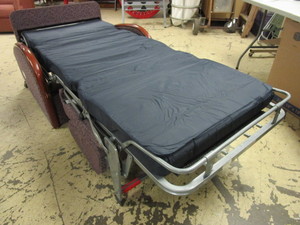 CONVERTIBLE SLEEP CHAIR