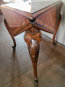 lot 83 image: Burled Walnut & Mahogany Accent Table