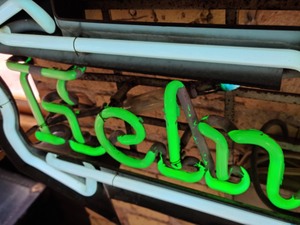 lot 133 image: Heineken Beer Neon Sign