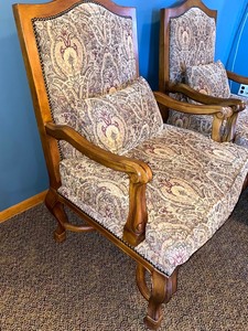 lot 1 image: Pair of Beautiful Oversized Upholstered Chairs