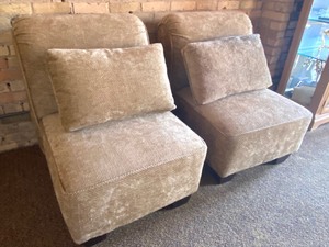 lot 17 image: Two Upholstered Chairs