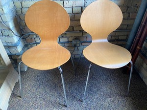 lot 29 image: Three Mid Century Style Chairs