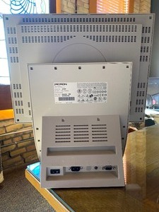 lot 22 image: Micron 15 Retro Gaming Monitor