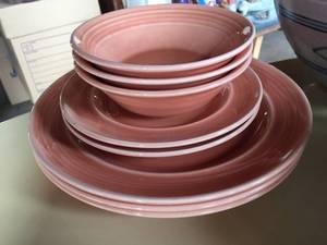 lot 240 image: Assorted Plates, Bowls, And Dishes