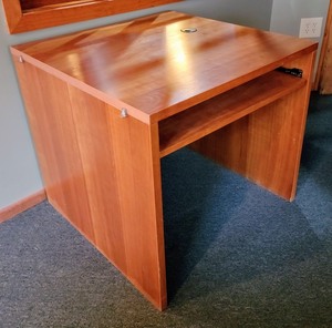 lot 62 image: Small Wood Office Desk